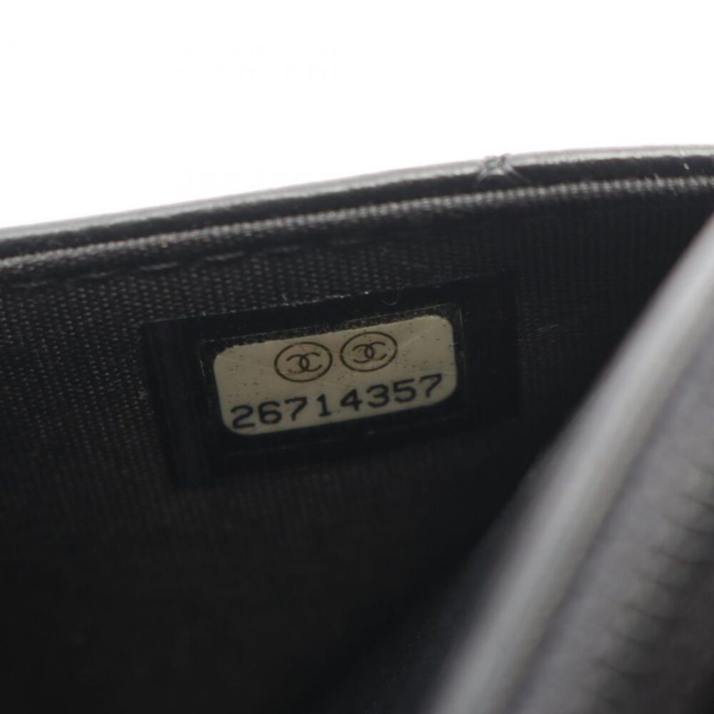 CHANEL Matelasse Lambskin Shoulder Bag - Picture 5 of 10
